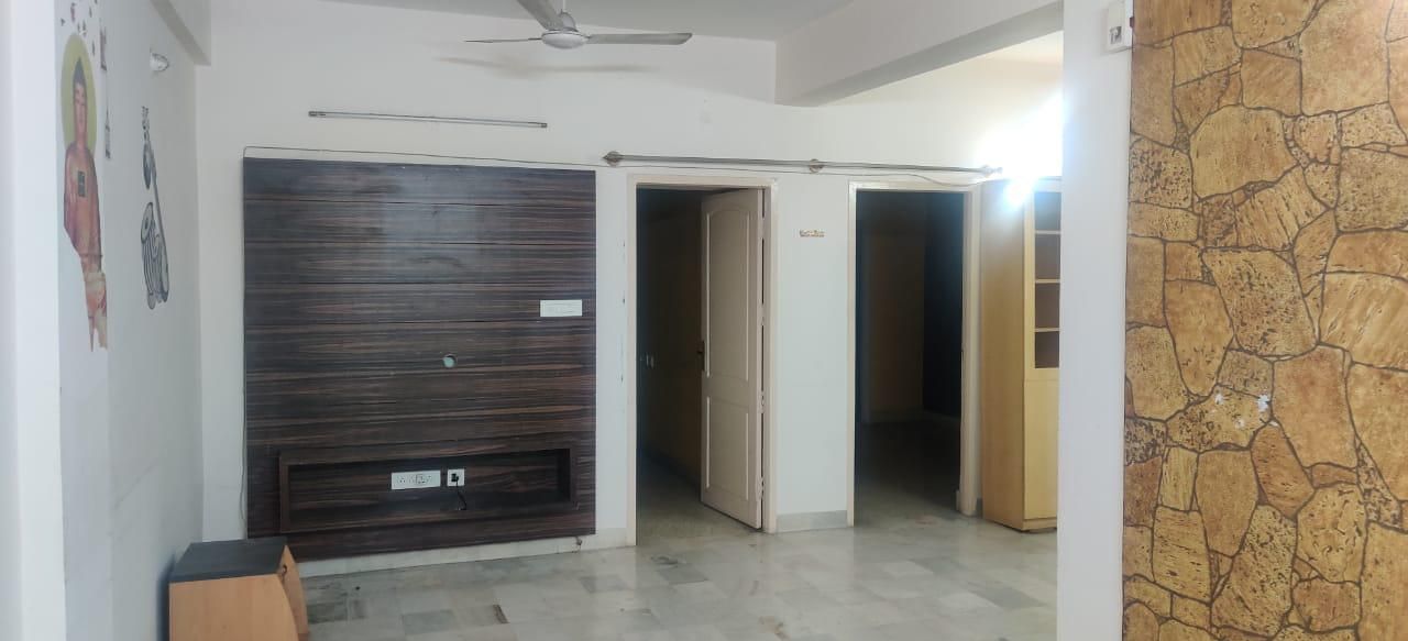 3 BHK Flat Apartment for rent in Basavanagudi, Bangalore